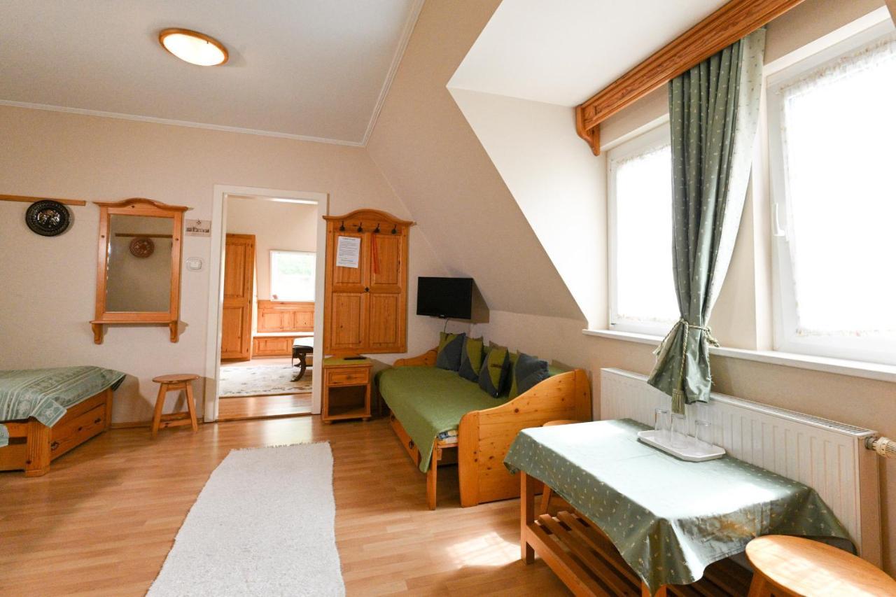 Szt. Flórián Vendégház Eger Extérieur photo